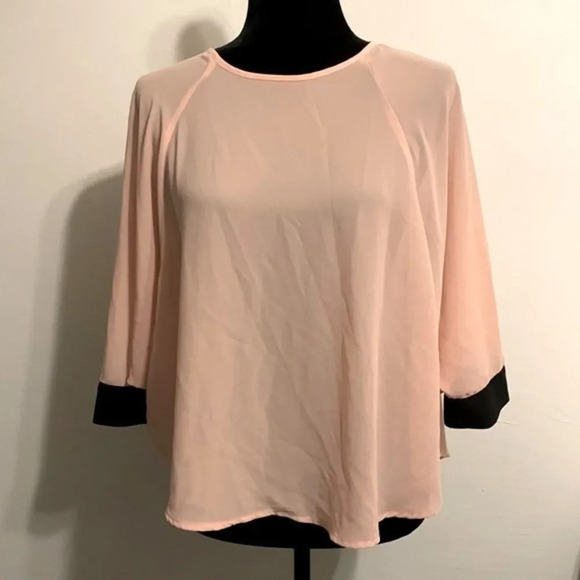 FOREVER 21 Tie Back Neck Elbow Sleeves‎ Blouse in Baby Pink and Black - Picture 1 of 5